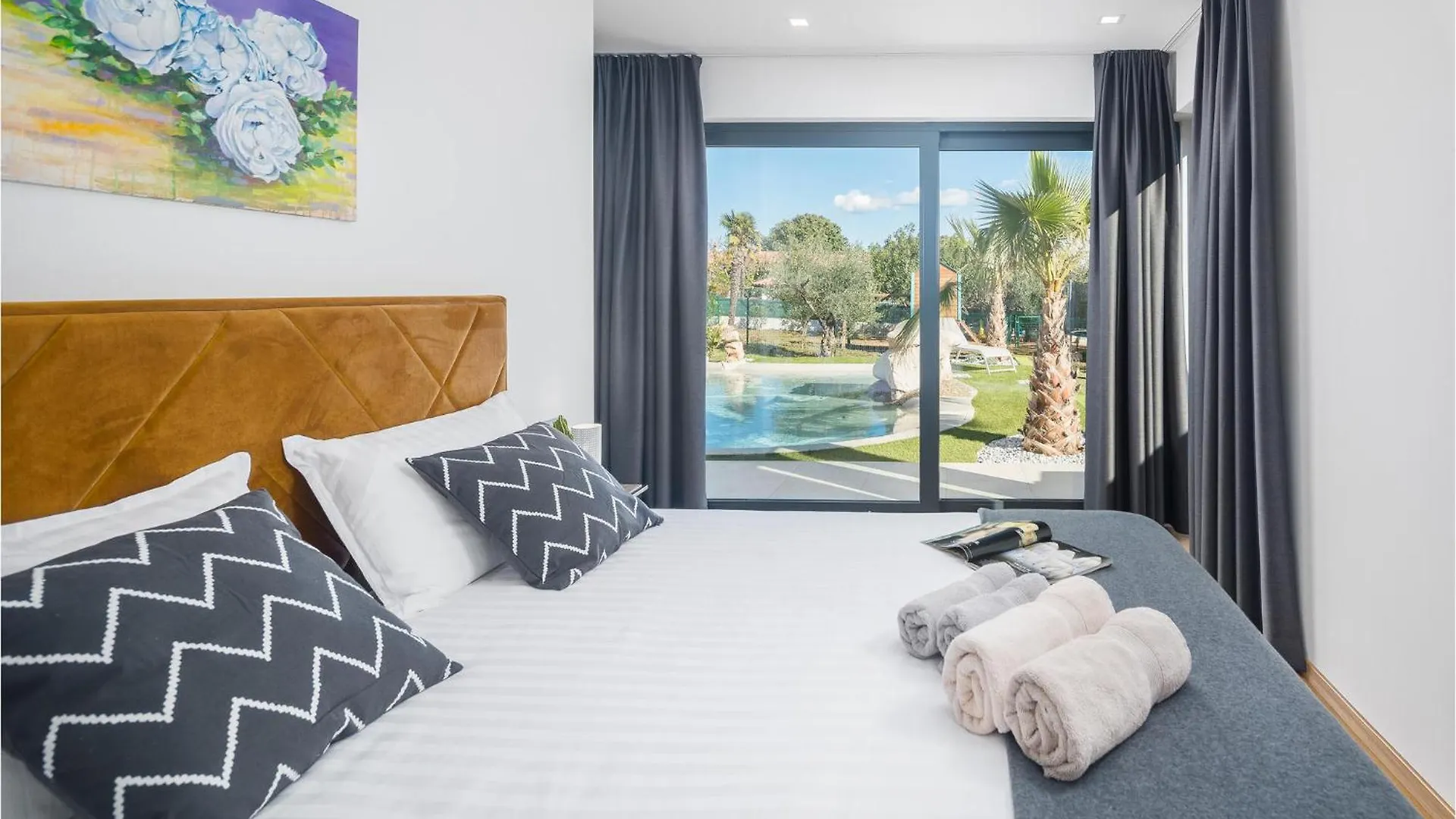 Gorgeous Home In Kastelir With Jacuzzi 0*,